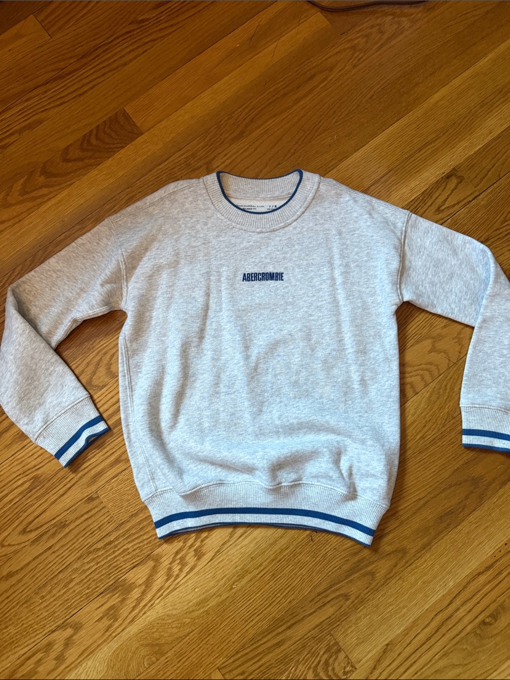 Abercrombie & Fitch Light Gray Crewneck Sweatshirt with Navy Trim